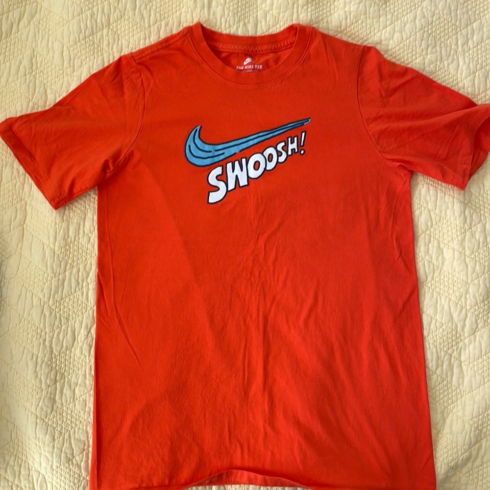 NIKE Swoosh tee